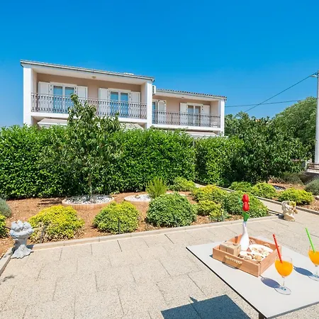 Villa Modern Xxl Katuni