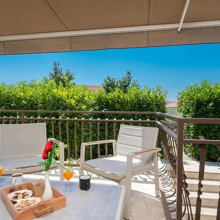 Modern Xxl * 마카르스카