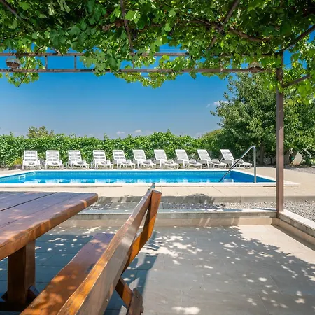 Modern Xxl 마카르스카