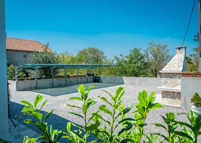 Vila Modern Xxl