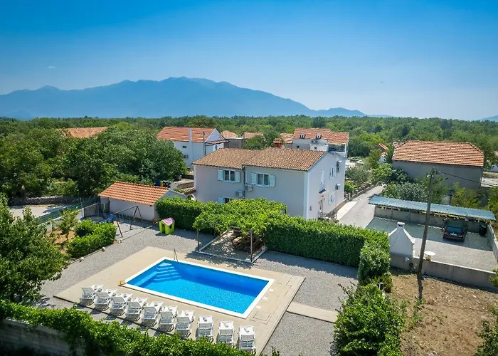 Vila Modern Xxl *