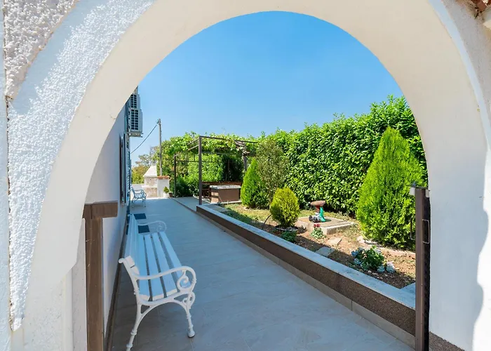 Vila Modern Xxl