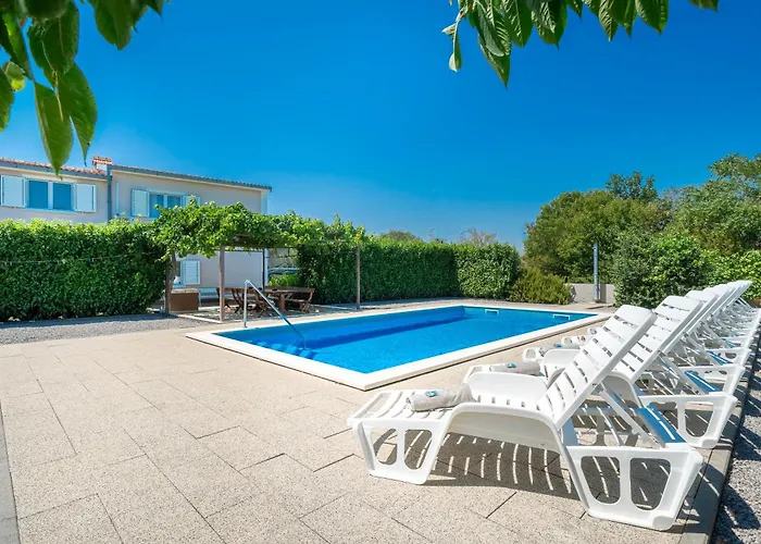 Vila Modern Xxl *