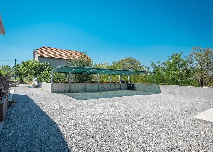 Modern Xxl Vila Makarská
