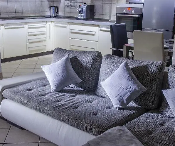 Vila Modern Xxl *